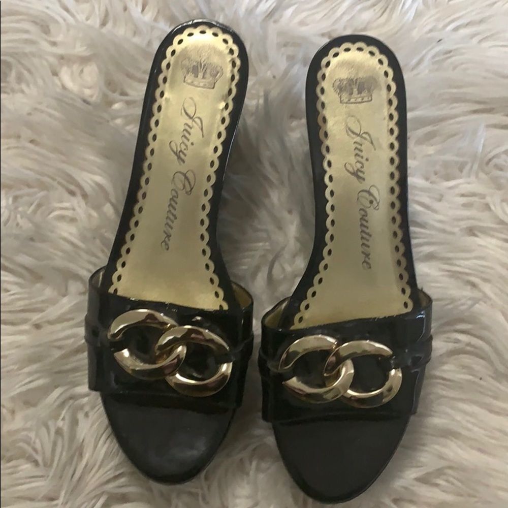 JUICY COUTURE PATENT LEATHER‎ LOGO SANDALS SIZE 8M - Picture 1 of 4